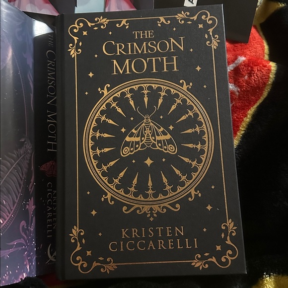 The Crimson Moth Book by Kristen Ciccarelli, Fairyloot Exclusive - Picture 8 of 14